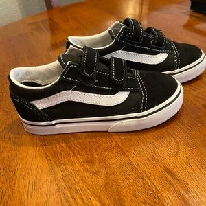 Toddler vans size 10
